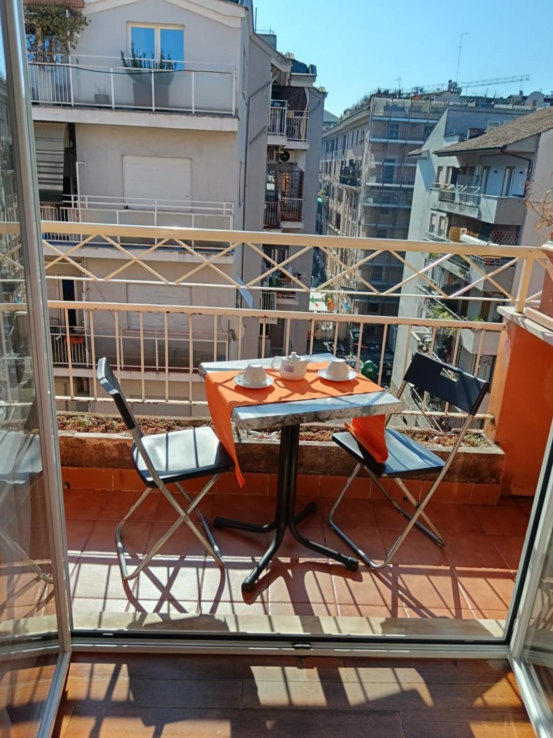 Di Fronte Alla Cupola Roma Ngoại thất bức ảnh